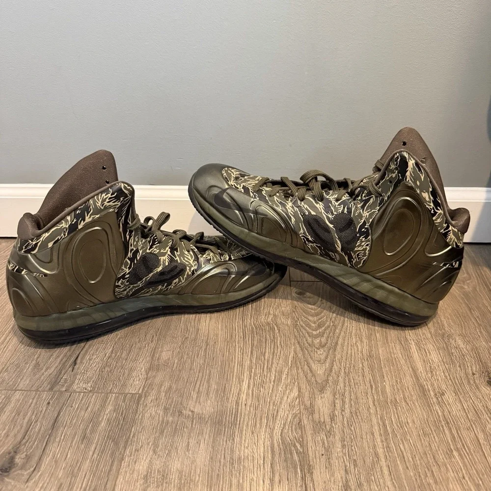 Size 14 - Nike Air Max Hyperposite Tiger Camo Green Black Leather (524862-300)